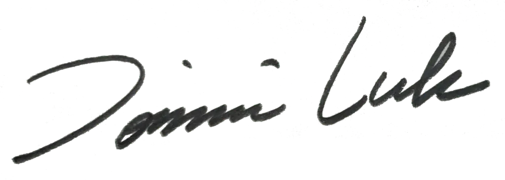 Dominic Luke signature